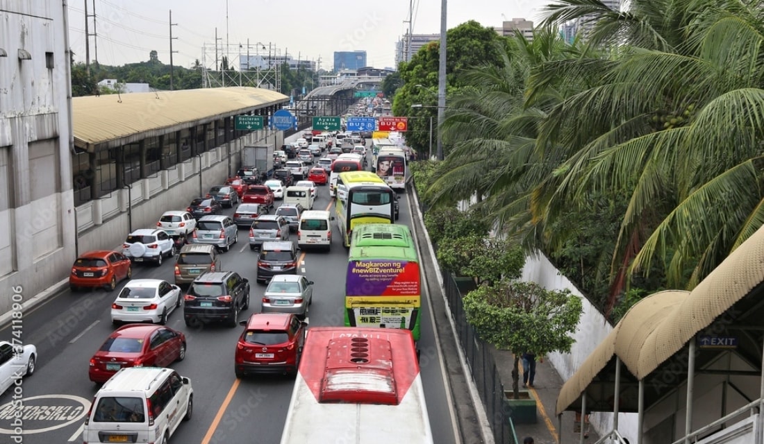 The spread of electric minibuses in the Philippines and
Expansion to other Asian countries